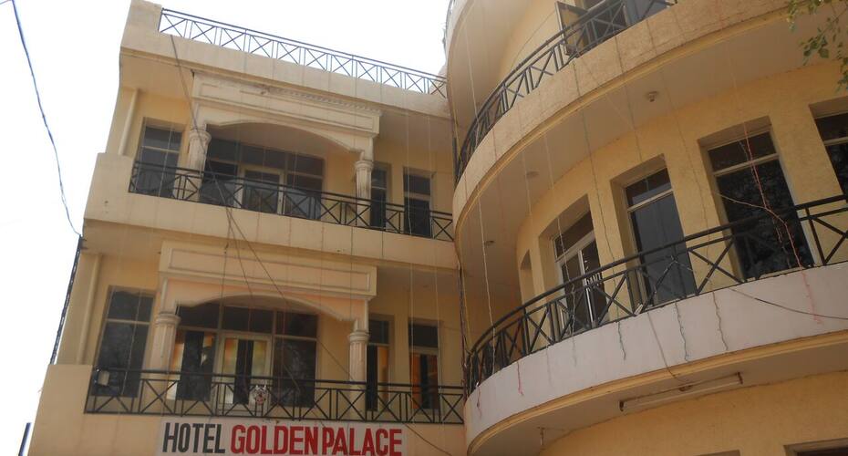 Hotel Golden Palace, Una 1